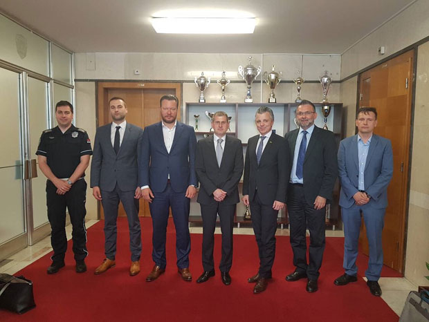 Страни држављани безбедни кроз Србију