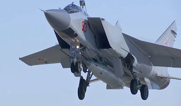 На Паради победе први пут и руско супероружје „Кинџал“