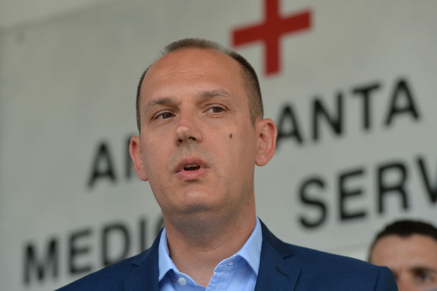 Лончар: Ригорозније контроле диплома приликом запошљавања лекара