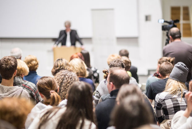 МЕЂУНАРОДНИ ИНСТИТУТ ЗА МЕДИЈЕ САОПШТИО: Угрожена слобода медија у САД