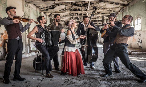 Кад отворимо срце - деси се експлозија!