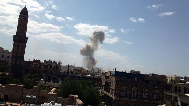 Ваздушни напади на председничку палату у Јемену, шесторо мртвих