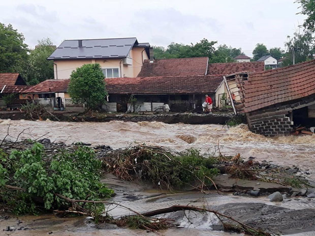 Ванредно у Петрову због невремена