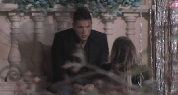 Требало је да будеш уз мене, њу си изабрао! (ВИДЕО)