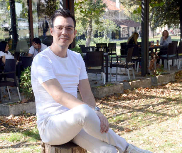 Смрт пријатеља одложила Жељков концерт