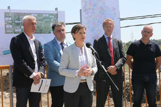 Брнабић: Безбеднији смо од поплава, прошли смо тест ове године
