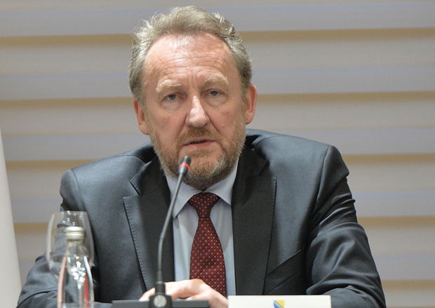 Изетбеговић: Са Меркеловом о Изборном закону и доласку Ердогана
