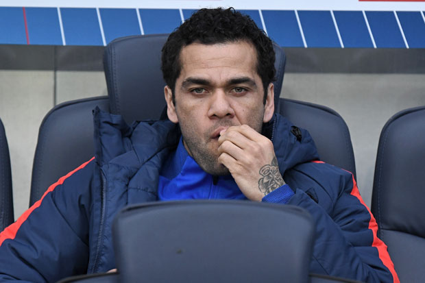 БРАЗИЛЦИ У СТРАХУ: Алвеш пропушта Мундијал?