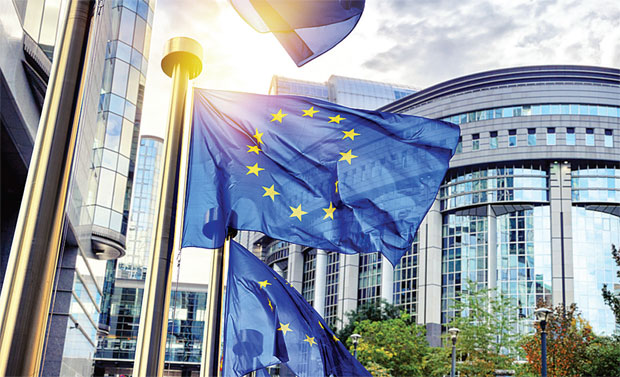 Старији грађани више желе чланство у ЕУ