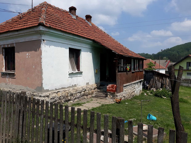 Убици жене прети 40 година