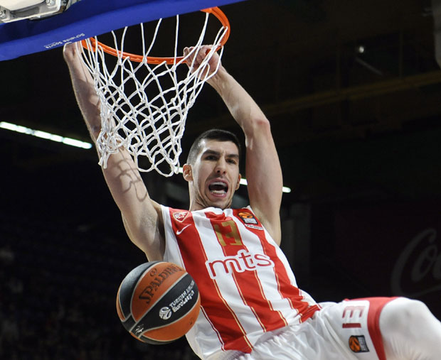 ЗВЕЗДИН РЕВАНШ БОРЦУ: Са Топићем до првог места