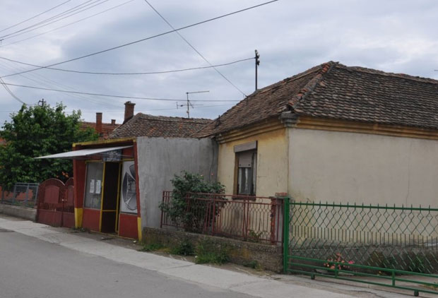 Приведен због сумње да је тражио сексуалне услуге од подстанара у замену за кирију