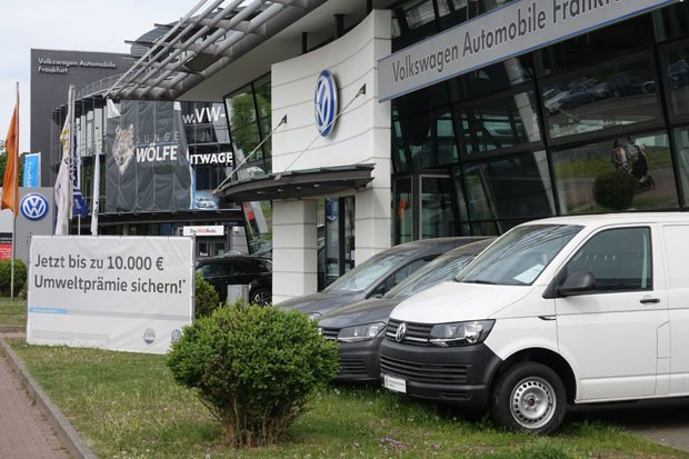 Фолксвагену прети колектвна тужба власника дизелаша у Немачкој