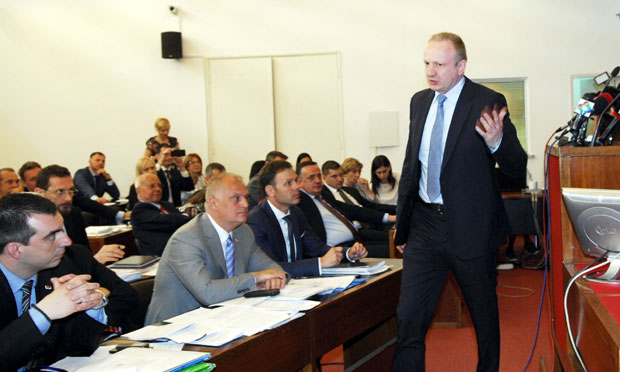 Весић: Ђилас да се извини одборницима