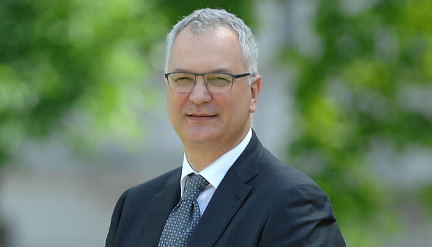 Шпијунка: Шутановац поново пеца