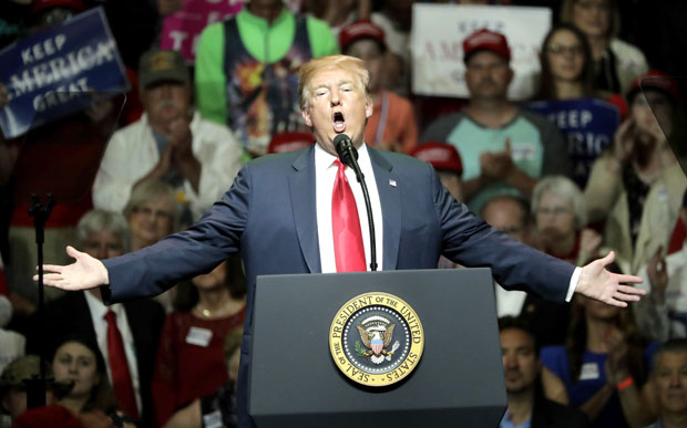 Трамп: Сви мисле да треба да добијем Нобела за мир, али...