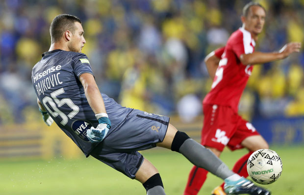 Рајковић блиста на голу Макабија из Тел Авива (ВИДЕО)