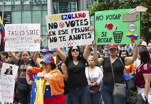 Протести против Мадура широм света