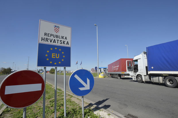 Хрвати се хладе од ЕУ