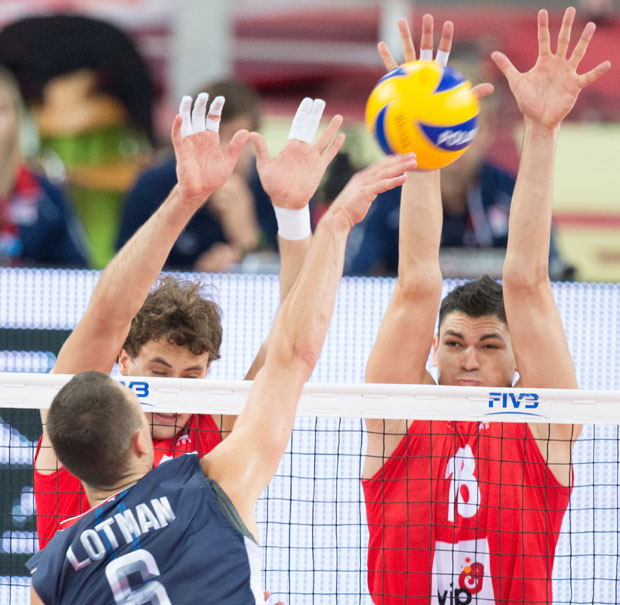 Срби се на Ф4 Лиге шампиона боре за трофеј