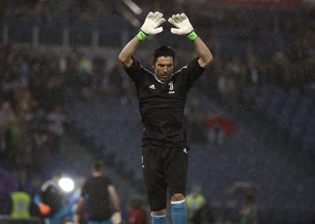 УЕФА додатно кажњава Буфона због непримерених изјава