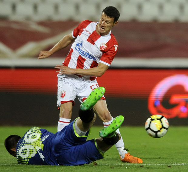 У Звезди нема опуштања: Нови шампион жели победу у Новом Саду, Срнић на мети скаута