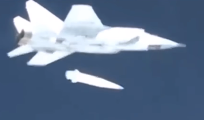  АМЕРИКАНЦИ У СТРАХУ ОД РУСКЕ СУПЕРСОНИЧНЕ РАКЕТЕ: Кинџал - главни убица америчких носача авиона! (ВИДЕО)