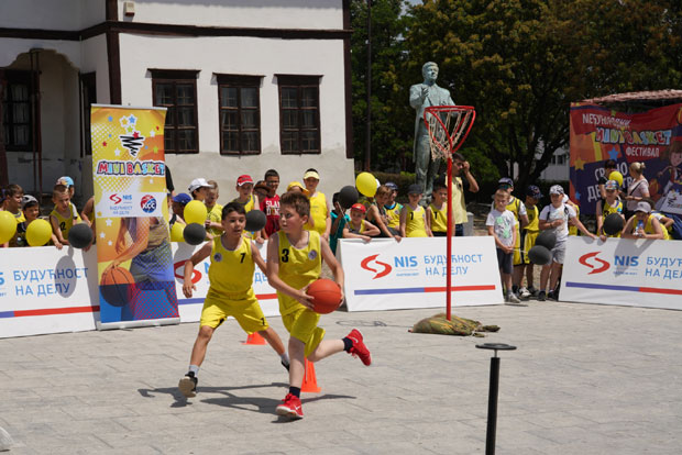 Мини баскет фестивал у Врању уз подршку НИС-а