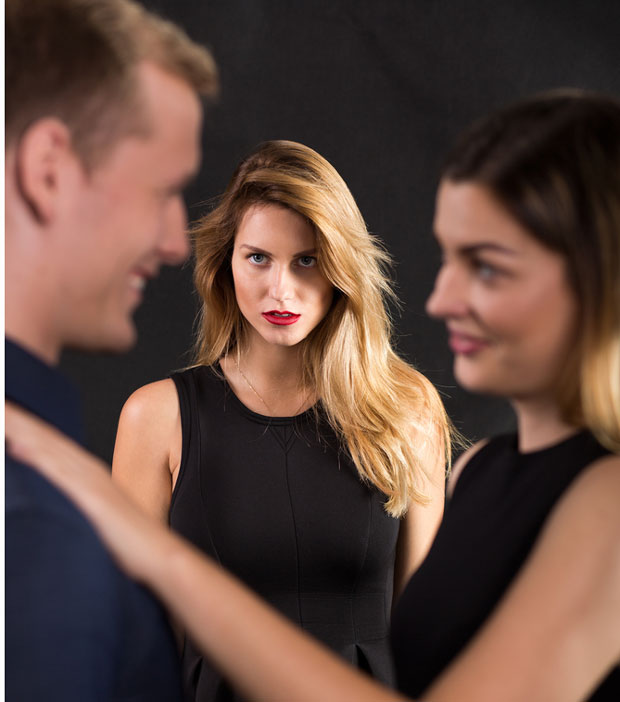 Преварена жена боље процењује