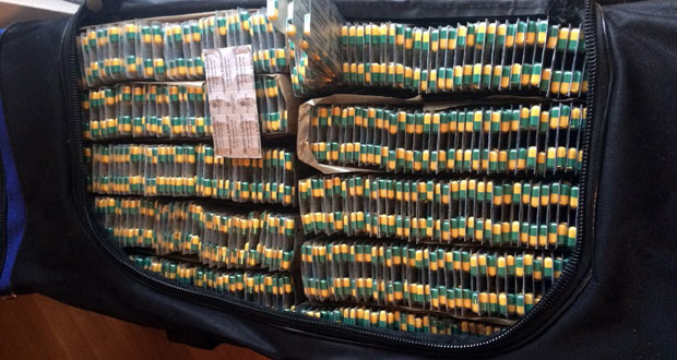 Заплењена три пиштоља и 34.000 капсула „трамадола“