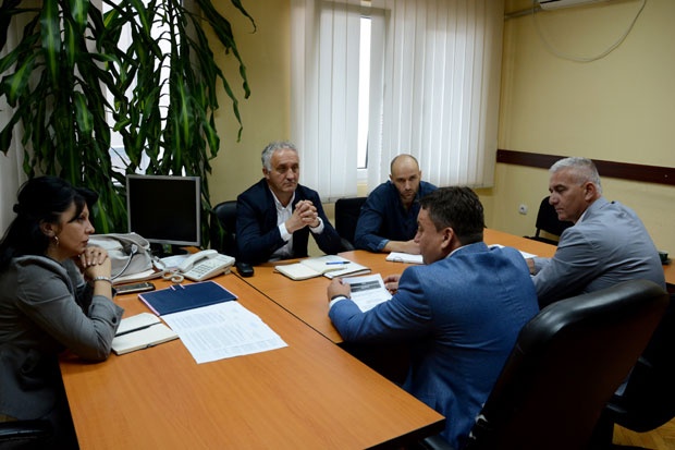 Управљачки тим са правним експертима о статуту ЗСО