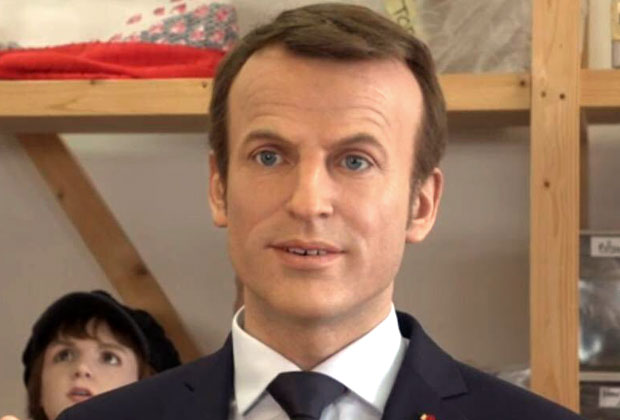 Критикована воштана фигура Макрона можда ће бити поново израђена (ВИДЕО)