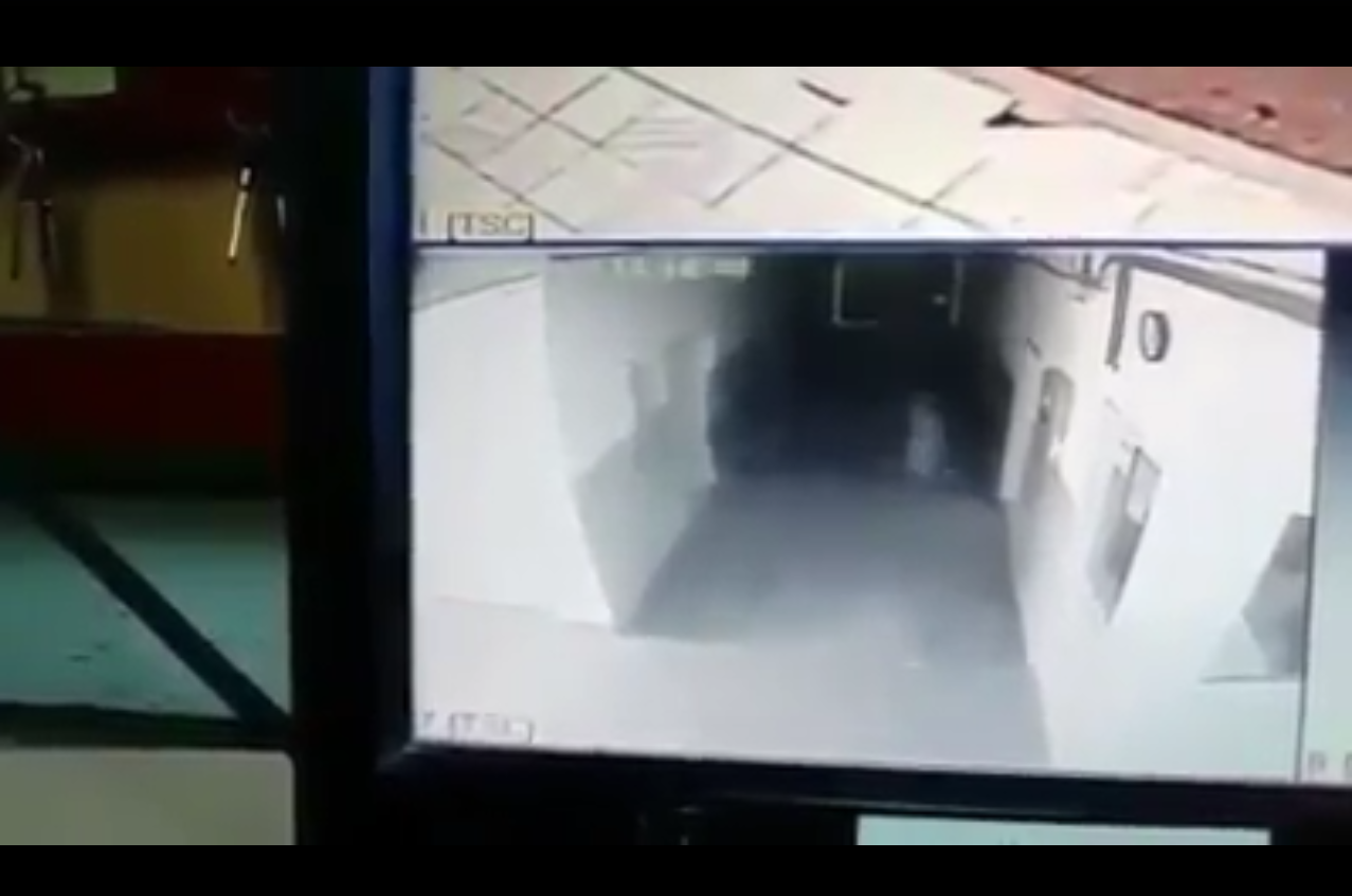 ДУХ У ПОЛИЦИЈСКОЈ СТАНИЦИ У ТРСТЕНИКУ? Сигурносне камере снимиле паранормалну појаву (ВИДЕО) 