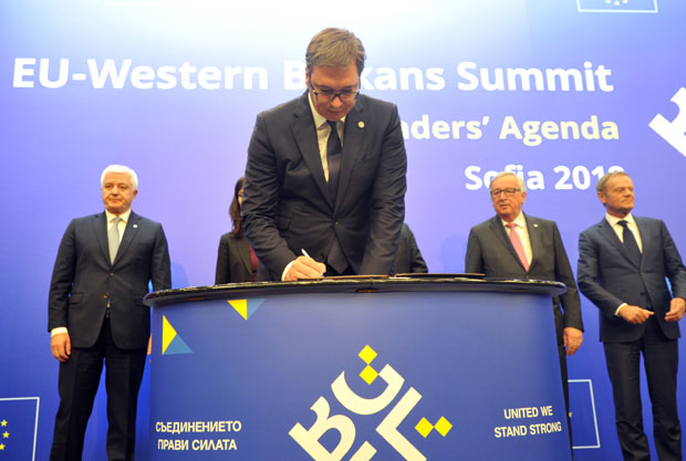 ПРЕДСЕДНИК У СОФИЈИ: Отворен и искрен разговор, захваљујем свима