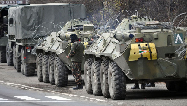 Командант Кфора: НАТО не планира смањење броја војника на Косову