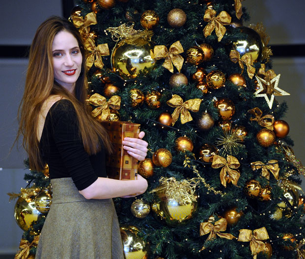 Марија Бергам после заводнице глуми докторку
