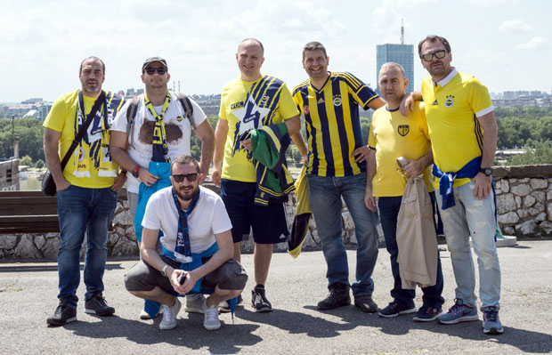 БЕОГРАД СПРЕМНО ДОЧЕКАО ЉУБИТЕЉЕ КОШАРКЕ ИЗ ЗЕМАЉА УЧЕСНИЦА Ф4: Као код куће