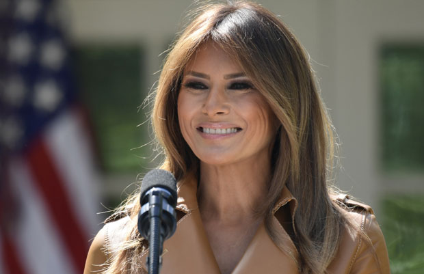 МЕЛАНИЈА СЕ ВРАТИЛА ИЗ БОЛНИЦЕ: Трамп је поздравио и погрешио јој име