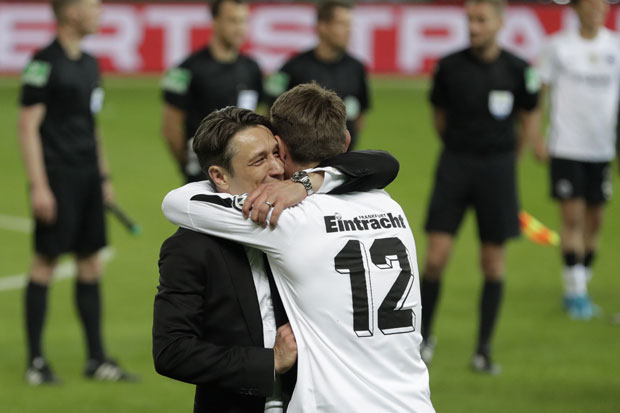 Ајнтрахт бацио на Бајерн на колена у Берлину: Нико као Ковач