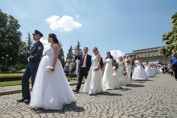 Да рекло 55 парова