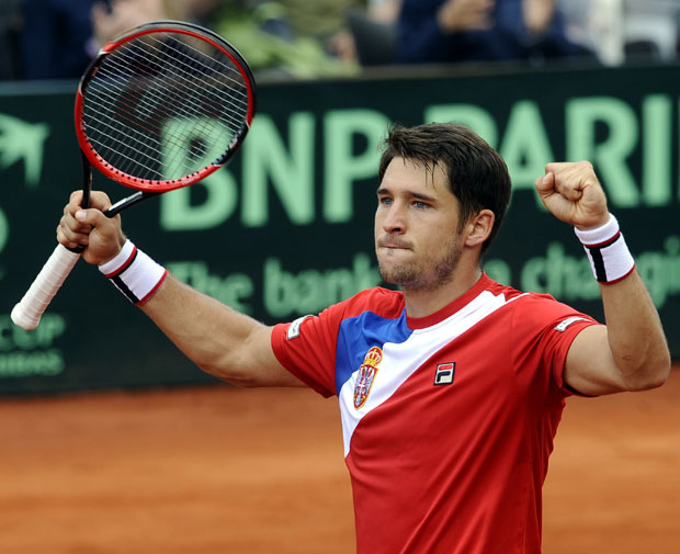 Лајовић бољи од Зебаљоса на старту турнира у Лиону, Ђере елиминисан