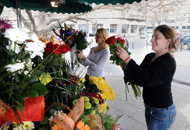 Средње школе: Кувари и цвећари уче и раде