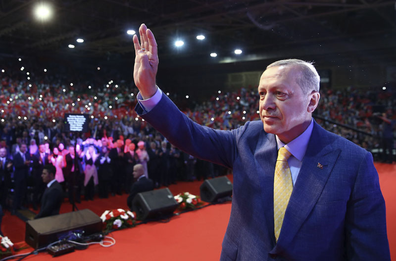 Бакир-бег и распарчани мит