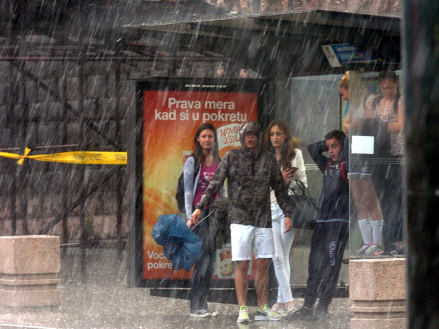 У Србији данас и сутра непогоде с градом