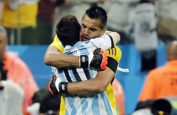 ВЕЛИКИ ПЕХ ЗА ГАУЧОСЕ: Аргентина остала без првог голмана за СП