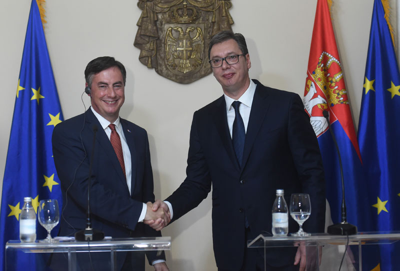 Вучић: Против сам замрзнутог конфликта; Мекалистер: Кључна година, све зависи од Србије