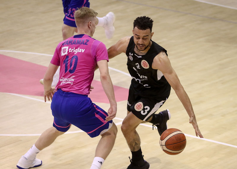 ПАРТИЗАН НА ЗВЕЗДУ У ПОЛУФИНАЛУ: Црно-бели опет срушили Мегу и заказали борбу са “вечитим ривалом”