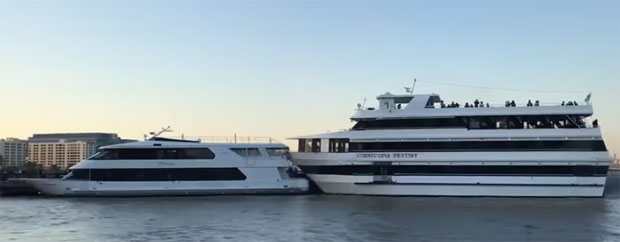 КАПЕТАН ИЗГУБИО КОНТРОЛУ: Судар две јахте у Њу Џерзију, ђацима прекинуто матурско вече (ВИДЕО)