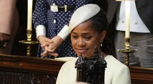 ОТКРИВЕН ПРАВИ РАЗЛОГ: Ево зашто је мајка Меган Маркл седела сама