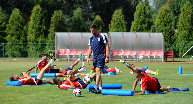 ГЕНЕРАЛКА У АУСТРИЈИ: Крстајић ће на располагању имати 27 фудбалера који крећу у Бад Валтерсдорф